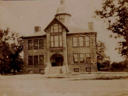 Circa 1900 image of the Camden Graded School – J.S. White Photographer  [Courtesy of Hist. Rock Hill and the White-Presto Collection]