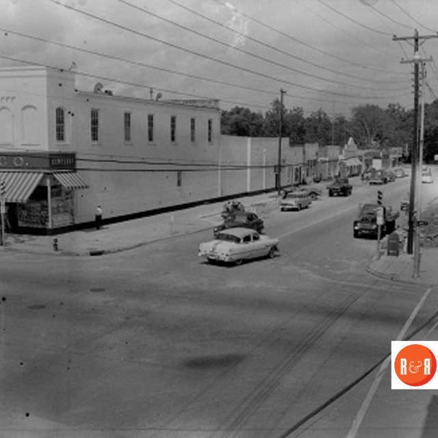 Looking down Rutledge St., in the 1950s. Courtesy of the Camden A&M (Monarch Collection)