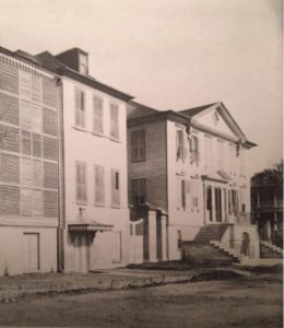 Early 20th century image of the Gibbes house prior to restoration. Unidentified source.