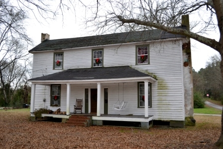 One of the many old mill homes which once graced the town of Lando, S.C.