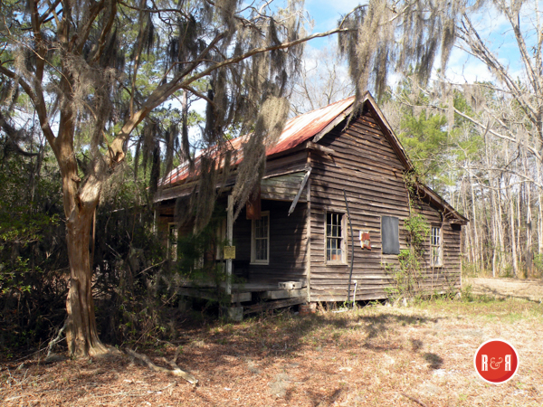 Old farmstead at Cottageville, S.C. Image courtesy of photographer Ann L. Helms - 2018