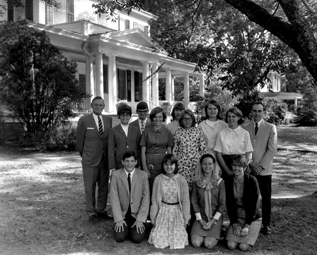 Richard Winn students in 1967. Image courtesy of the Ferguson Collection. See comments for indentification.