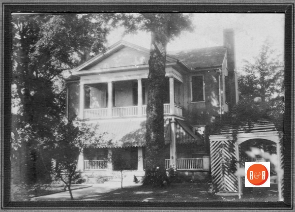Neil family home in the early 20th century.