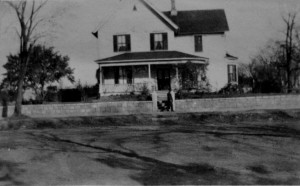 Another Van Center image of the Dunn Home, ca. 1910.