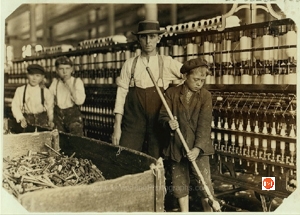 Image from the Lewis Hines Collection of the Lancaster Mills – Not for reproduction.