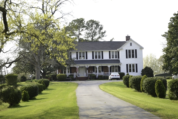 Image of the home taken in 2013.