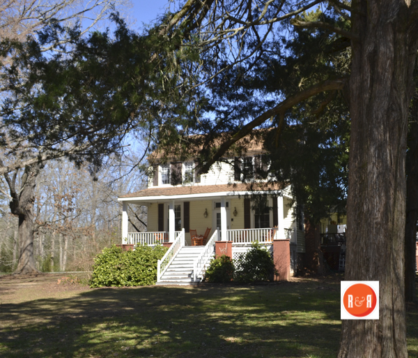 Means House near Salem Crossroads where Mrs. Jefferson Davis spent one night on her flight south.