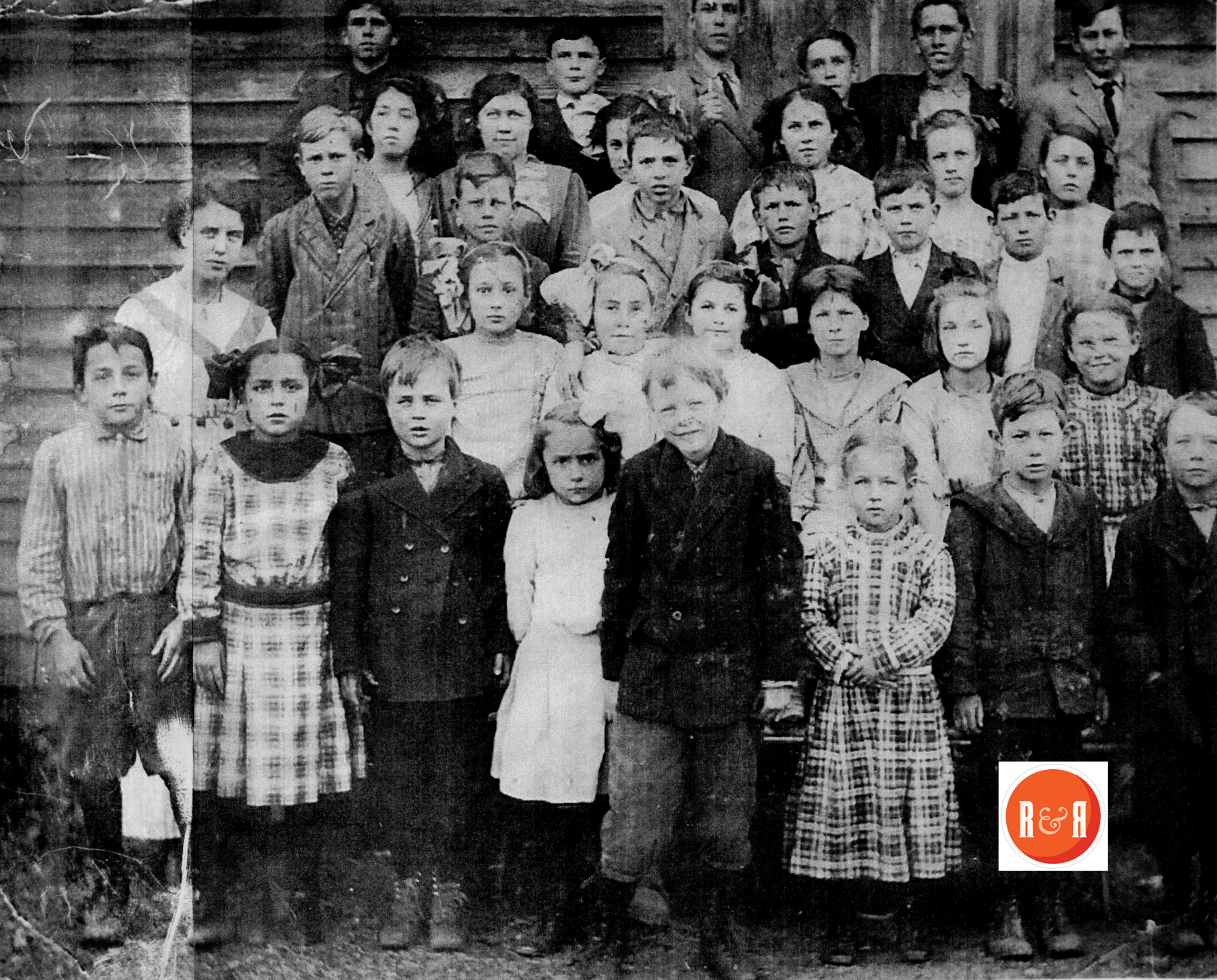 1912 image of a Sunday School Meeting at the home of John Perry in Osceola.