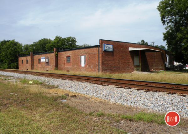 Clint freight building, courtesy of photographer Ann L. Helms - 2018