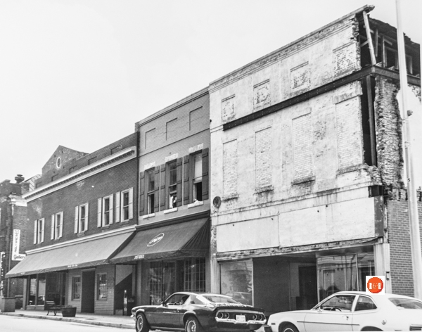 The building to the right was demolished after 1984. Courtesy of the SC Dept. of Archives and History – 1984