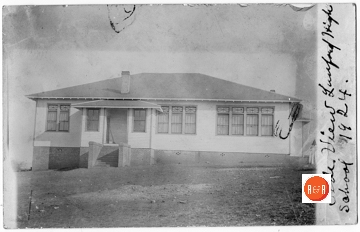 Lanford School in 1924 – Courtesy of the Pettus Archives at Winthrop Un., the Fitzgerald Collection.