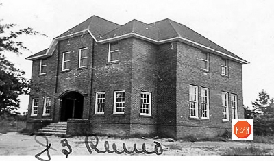 Reno’s Graded School – Courtesy of the SCDAH, image taken between 1935-1950.