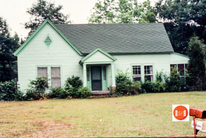 Image courtesy of the Blythe Collection - ca. 1982
