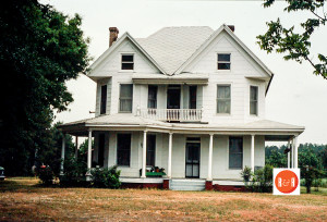 Image courtesy of the Blythe Collection - ca. 1982