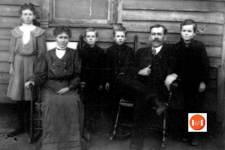The Willis Family – Nancy, CLyde, Clint and Wright Willis