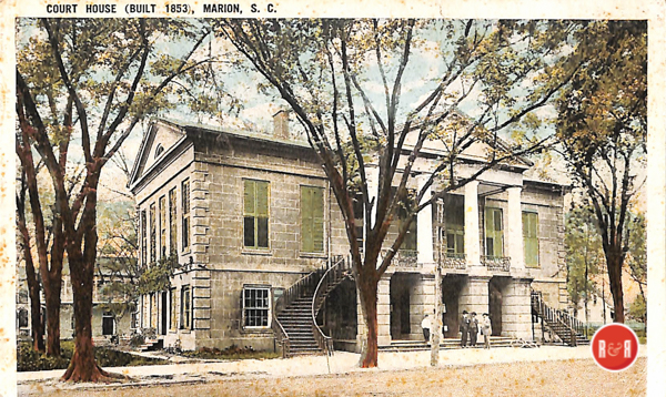Beautiful postcard view of the historic Marion Co Courthouse.  Courtesy of the AFLLC Collection - 2017