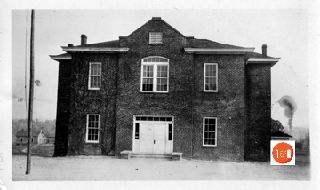Pomaria High School in Jan. 1924, J.H. Bedenbaugh, Principle – Courtesy of the Pettus Archives at Winthrop Un., the Fitzgerald Collection.