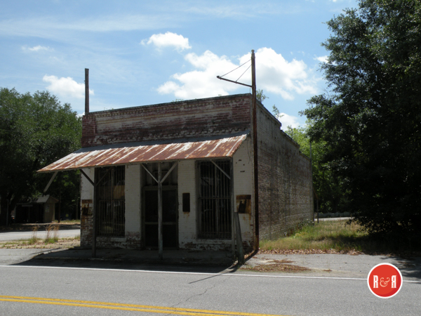 Old store building at Bolen, S,C, Image courtesy of photographer Ann L. Helms - 2018