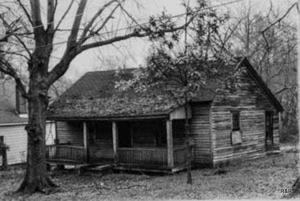 Courtesy of the S.C. Dept. of Archives and History – 1984, this was the servants home for the Douglass family.