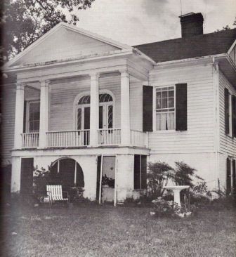 Image of the Hart home as seen in Plantation Heritage, 1963