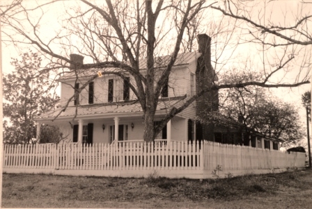 The fence surrounding this house was copied from that of John Miller Sherer’s home which Mr. Sherer had constructed in the 1870’s. Part of the fence surrounding the Rainey place was moved from the Sherer’s homeplace..