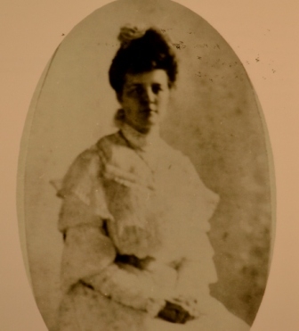 Anna Amelia Faulkner Rainey (1882-1944) was the wife of J.S. Rainey on Jan. 9th, 1906 at home on Clark’s Fork.