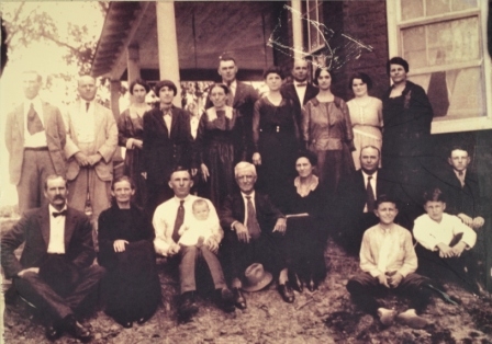 Members of the Castles and Whisonant families of Smyrna, SC.