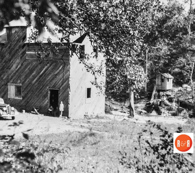 A rare view of the Thicketty Creek grist mill “reportedly” operated by the Buice family for the Thomson family, near Salem church in Cherokee County, S.C. Courtesy of the Moss – Cobb Photo Collection
The Yorkville Enquirer reported on Oct. 4, 1893, 