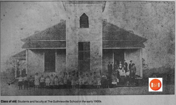 Early school at Guthriesville in circa 1910.
