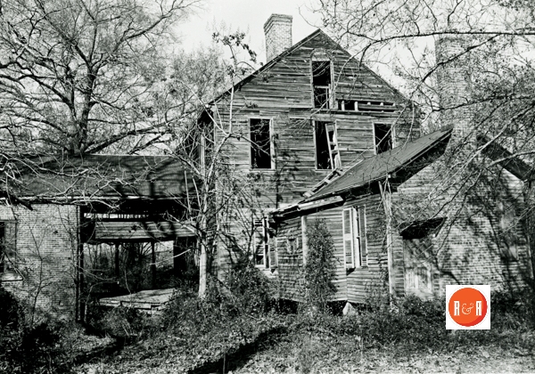 The Homestead House in the early 1950s. Image courtesy of the WU Pettus Archives – Eliz. Reed, Photo.