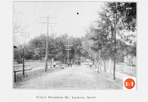 Street scene in 1912 of Kings Mountain Street.