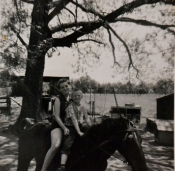 Jerry and Cotton on horse circa 1958