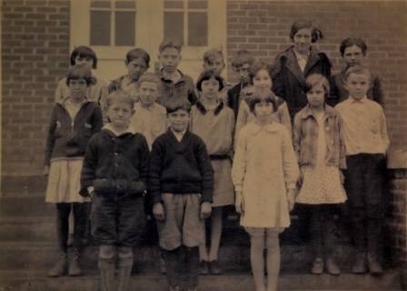 1929 4th grade class at Sharon Grammer School – Location Sharon High School