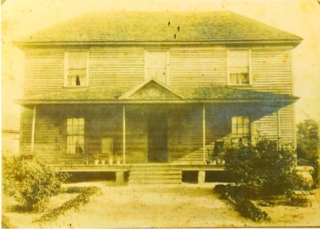 Clark home prior to remodeling in the 20th century. Courtesy of the Museum of Western York County
