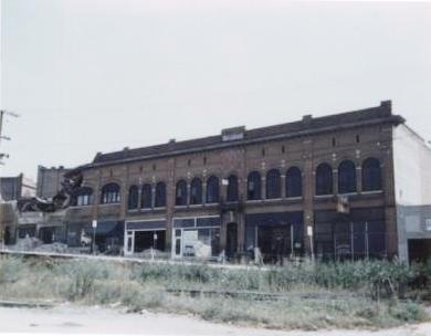 The Ratterree Building along South Trade Street just prior to demolishion.