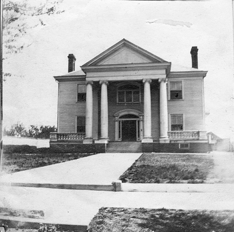 W.G. Steven’s home in circa 1906 was the original plan for the home which the Willis family heavily remodeled.