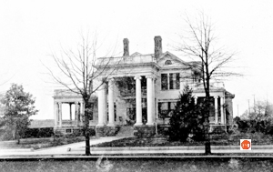 John R. Barron home on Oakland Avenue in 1912.