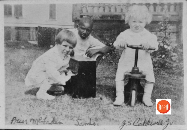 Craig children with their friend on Johnston Street prior to moving to College Avenue.