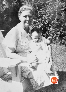 Fannie Friedheim Marshall with one of the grandchildren.