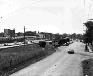 Looking toward downtown Rock Hill, along Chatham Ave., in the 1950s. Image courtesy of the Ratterree Collection.