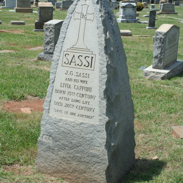 Tombstone of Mr. and Mrs. J. G Sassi in Laurelwood Cemetery