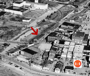 Image courtesy of the AFLLC Collection, showing the wholesale food business location.