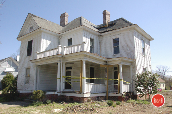 Ca. 2010 image of the house prior to repairs.  Courtesy of the AFLLC Collection