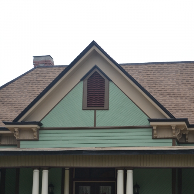 Decorate pediment of the Poag – Woods home.