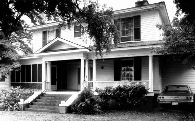 The Carothers – Newland home in the 1990’s.