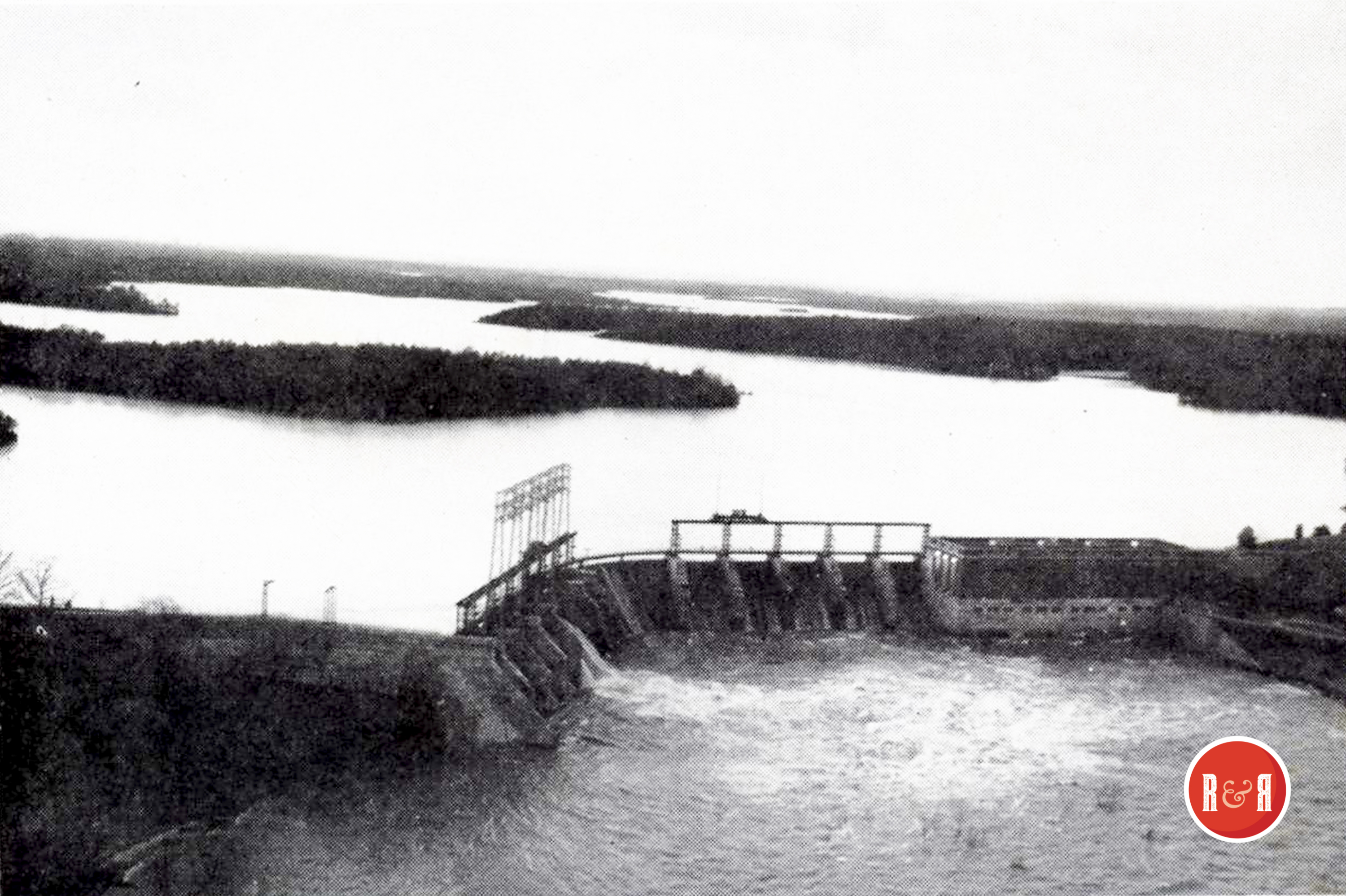 SOUTHERN POWER CO EXPANDS DAM